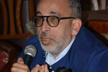 عبد الله غازي يكشف عن وجود مشاورات و اتصالات لتعيين منسق إعلامي للمجلس الجماعي لتيزنيت