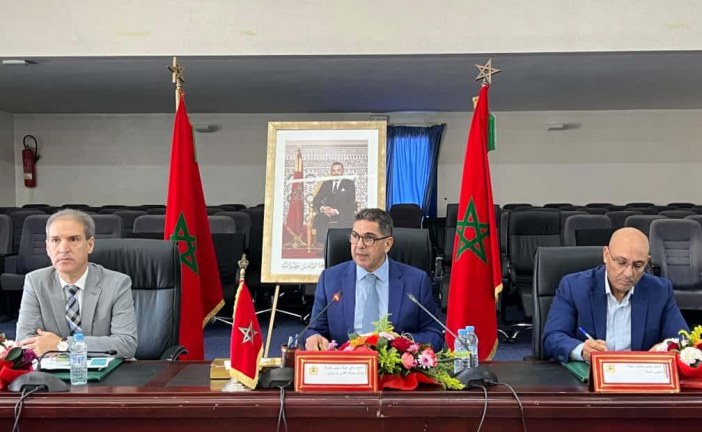 والي جهة سوس ماسة يترأس اجتماع اللجنة الجهوية لتتبع تنفيذ المخطط الجهوي لمحاربة الأمية 2023-2027
