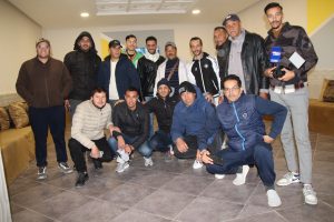 بتيزنيت الملائكة تحلق في سماء ليالي الشتاء حاملة الدفء لقلوب المنسيين في الشوارع