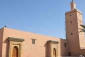 ورثة بوجمعة ند المودن الوگفاوي يستنكرون ما تم تداوله من طرف جمعية تحاول “تدليس” الحقائق بخصوص العقار الكائن بالقرب من الجامع الكبير بمدينة تيزنيت