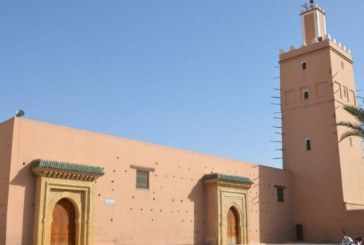 ورثة بوجمعة ند المودن الوگفاوي يستنكرون ما تم تداوله من طرف جمعية تحاول “تدليس” الحقائق بخصوص العقار الكائن بالقرب من الجامع الكبير بمدينة تيزنيت