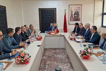 والي جهة سوس ماسة يترأس اجتماعا تحضيريا لمهرجان موسم العسل بتيقي