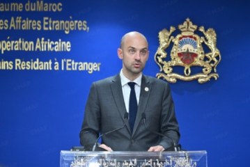 فرنسا تجدد التأكيد على أن “حاضر ومستقبل الصحراء يندرجان في إطار السيادة المغربية ” وتحدد التدابير المعتمدة تطبيقا لهذا القرار
