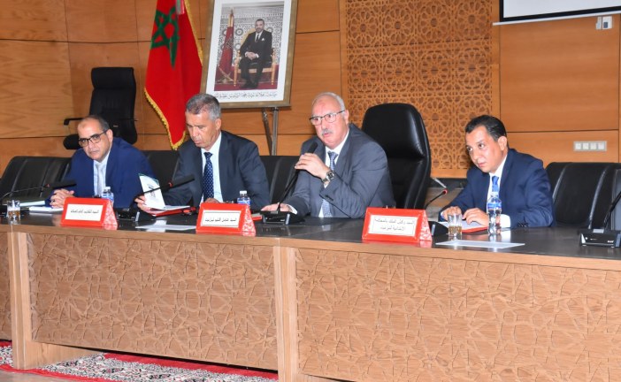 اجتماع موسع بتزنيت لتأطير الحملة الانتخابية وتعزيز احترام الضوابط القانونية
