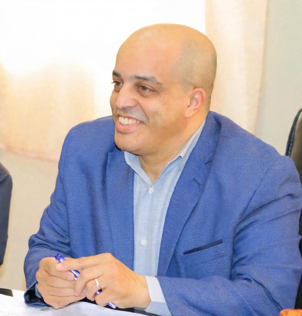فخّ «المؤازرة».. حين يُستبدل الحق الدستوري بإحسان الدولة